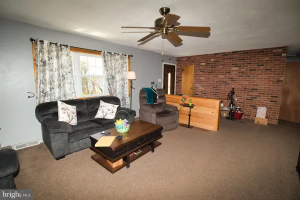 $525,000 | 705 Overlook Drive, Warminster, PA 18974
