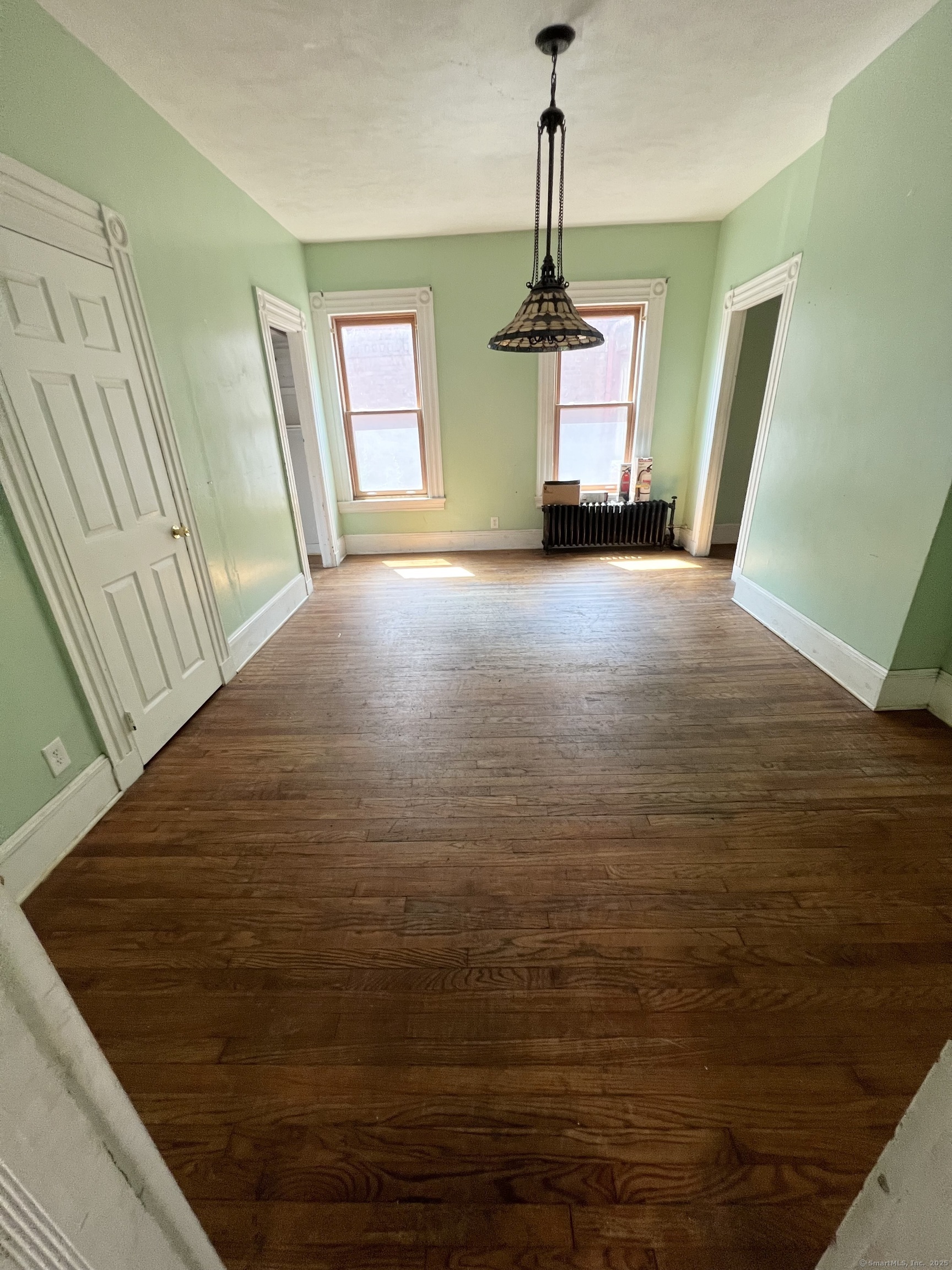 337 Laurel Street Hartford, CT 06105 - Photo 11 of 21