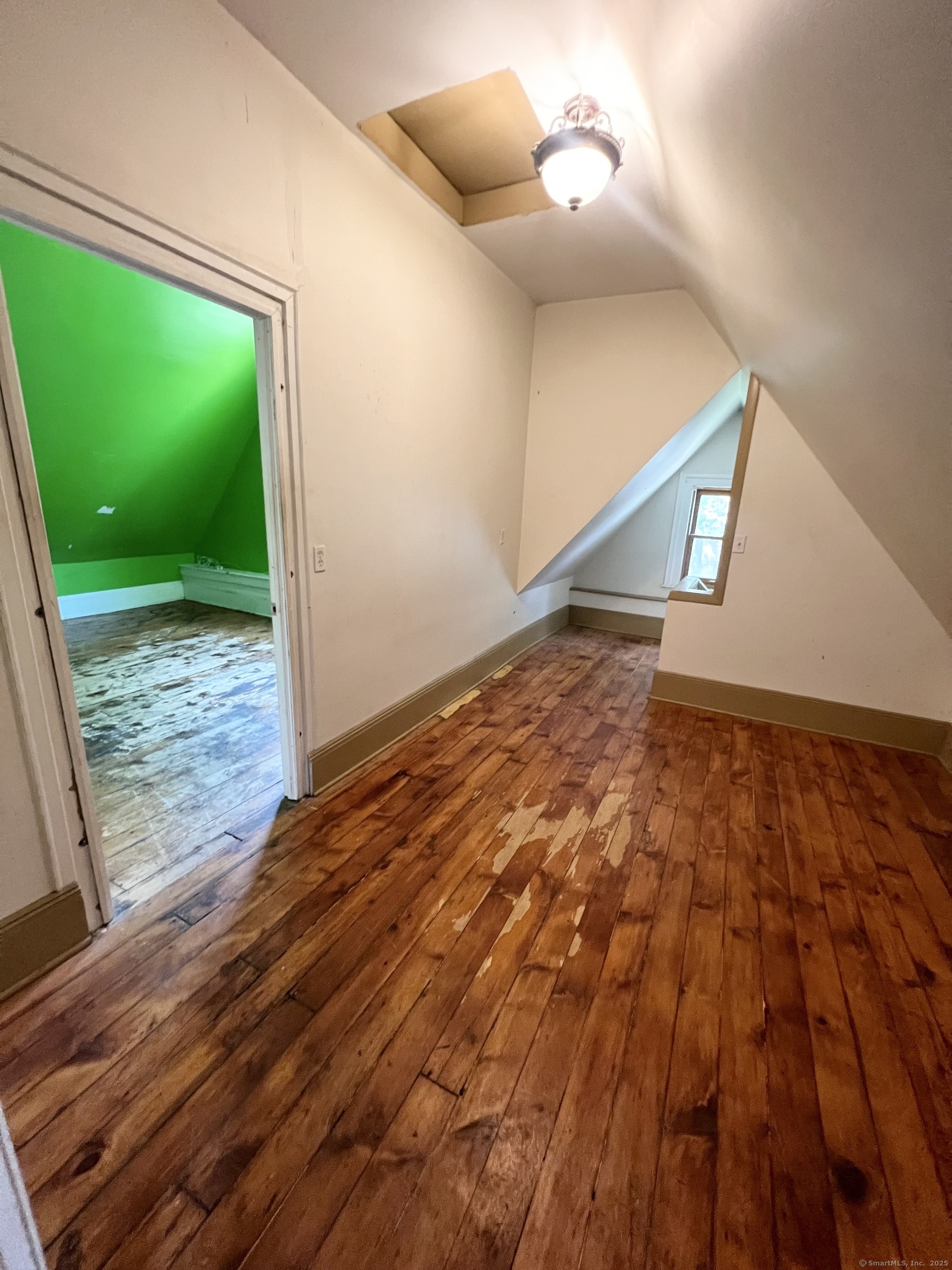 337 Laurel Street Hartford, CT 06105 - Photo 19 of 21