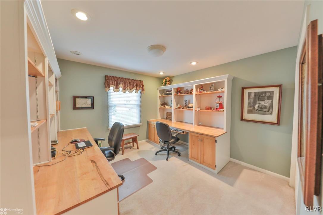 1590 Deer Path Road Easton, PA 18040 - Photo 39 of 47 Gallery Image 39
