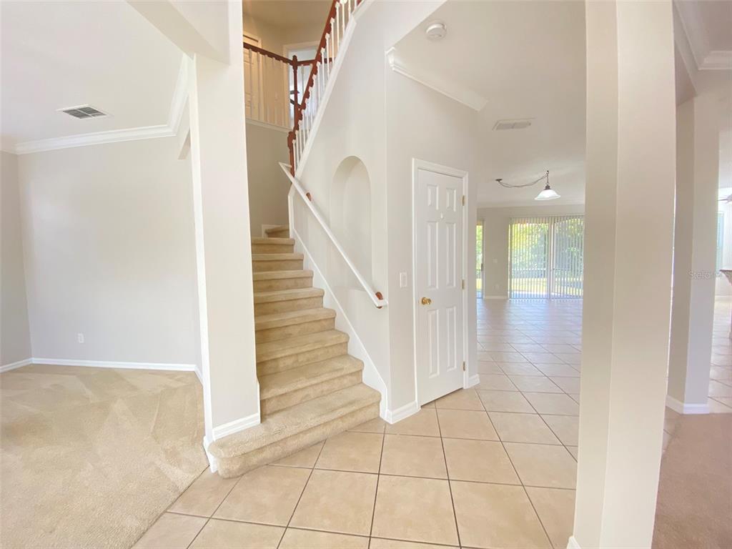 3113 Curving Oaks Way Orlando, FL 32820 - Photo 8 of 44