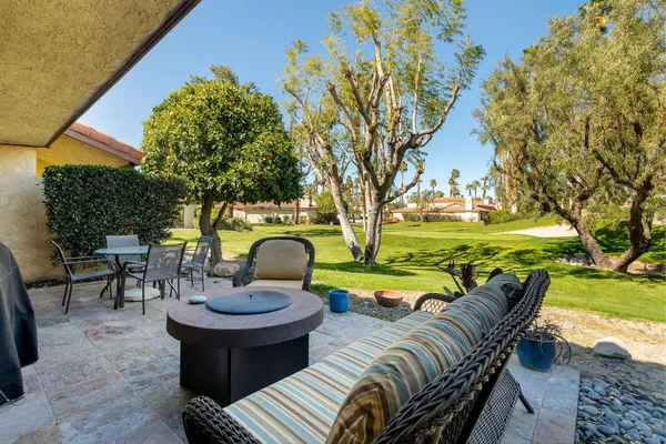 $392,000 | 120 Willow Lake Drive, Palm Desert, CA 92260