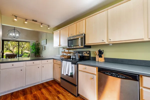 $392,000 | 120 Willow Lake Drive, Palm Desert, CA 92260