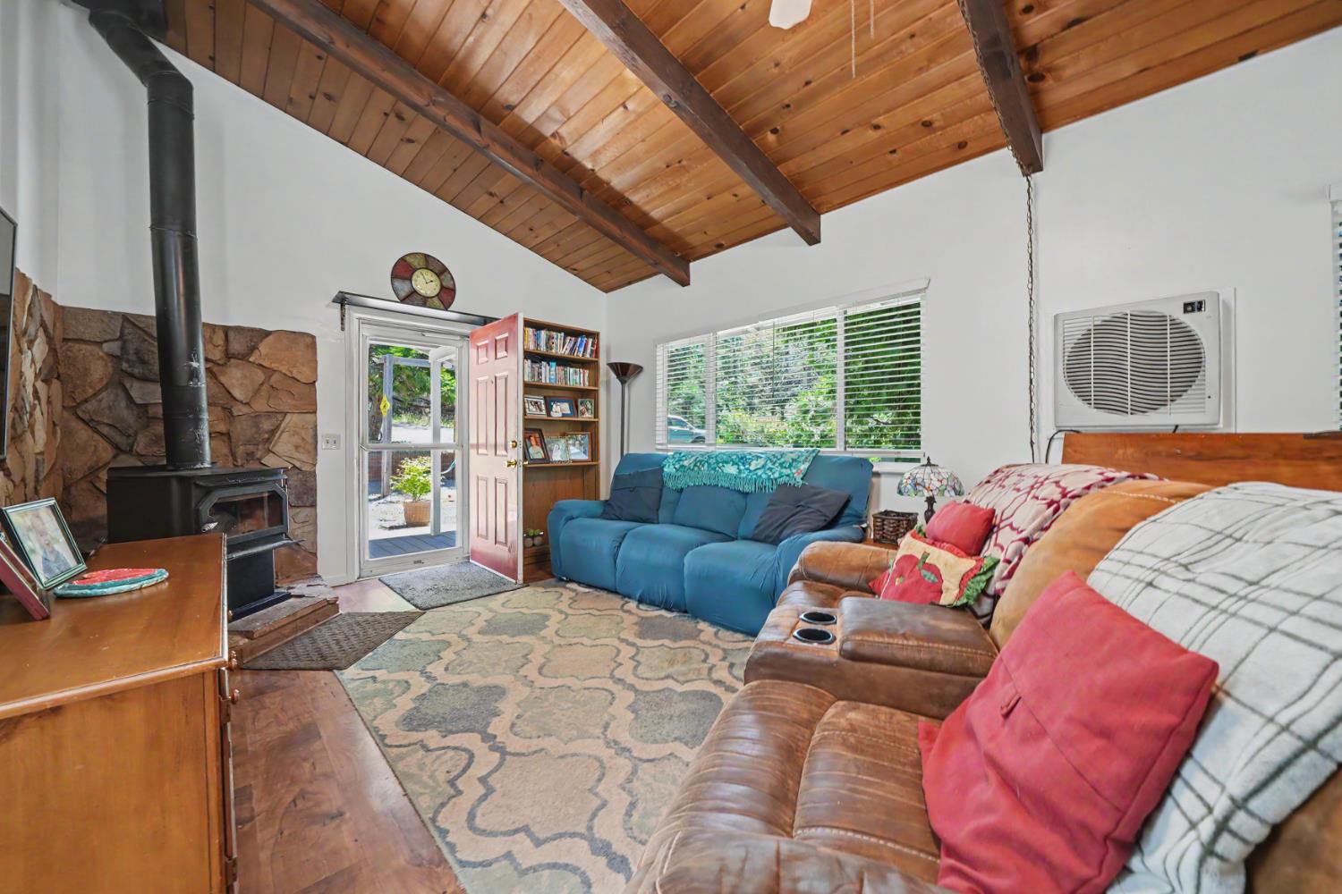 15853 Schaefer Ranch Road Pioneer, CA 95666 - Photo 13 of 68