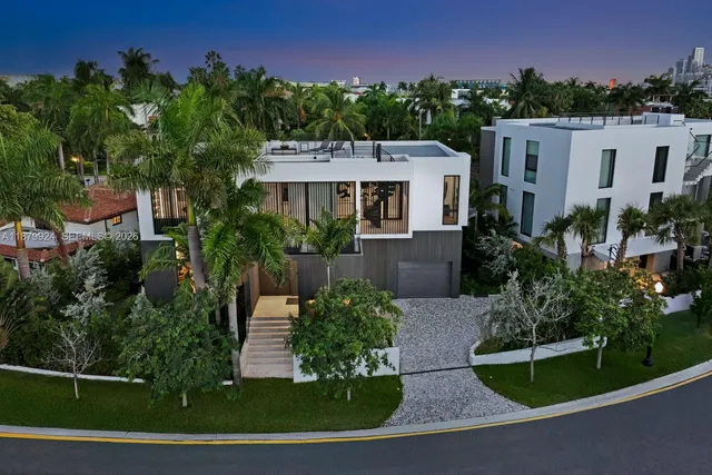 $5,695,000 | 291 Palm Avenue, Miami Beach, FL 33139