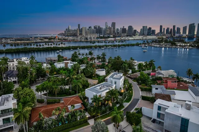 $5,695,000 | 291 Palm Avenue, Miami Beach, FL 33139