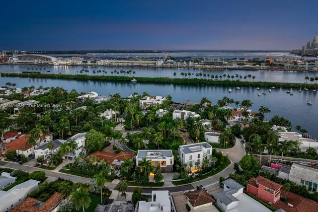 $5,695,000 | 291 Palm Avenue, Miami Beach, FL 33139