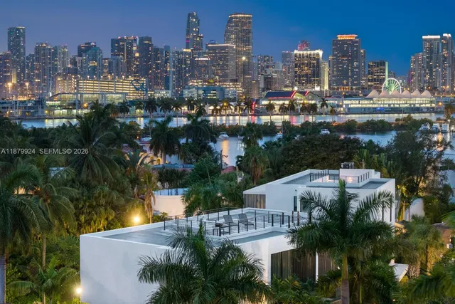 $5,695,000 | 291 Palm Avenue, Miami Beach, FL 33139