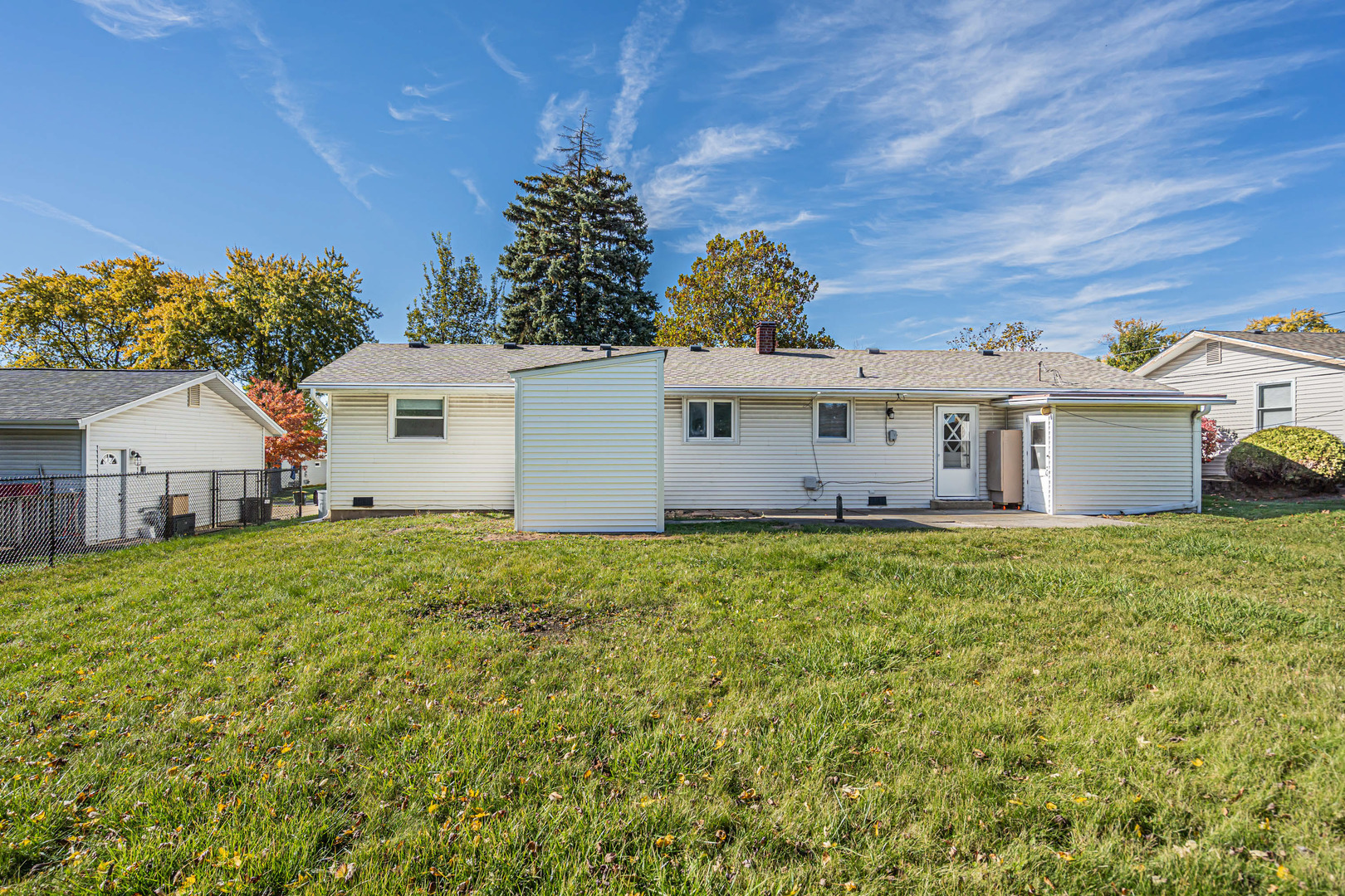 403 Arrowhead Trail Carol Stream, IL 60188 - Photo 20 of 22 a view of a house with a back yard