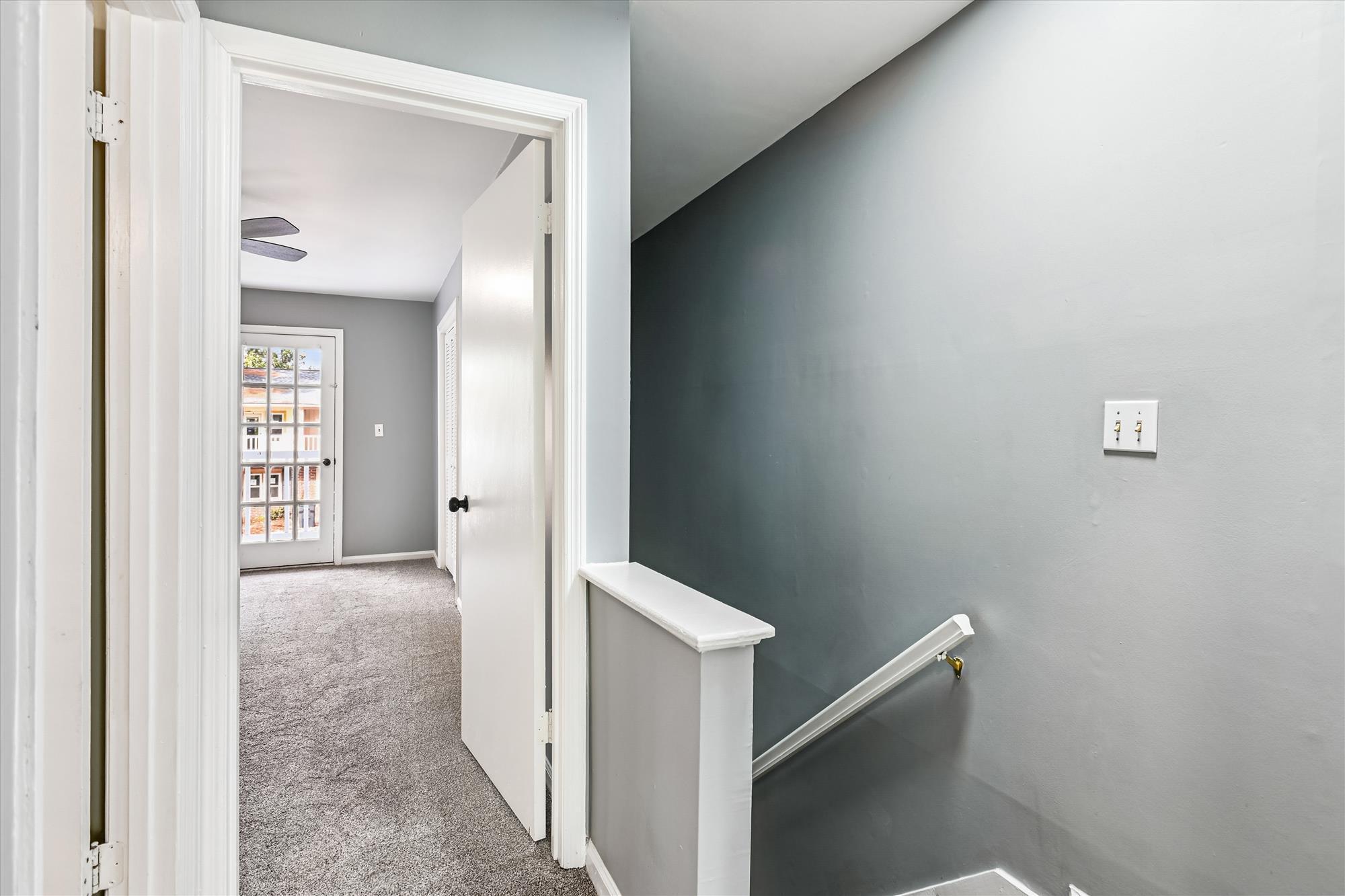 112 Kimeran Lane, Unit A Summerville, SC 29485 - Photo 15 of 35 interiors-hall-_dsc3244