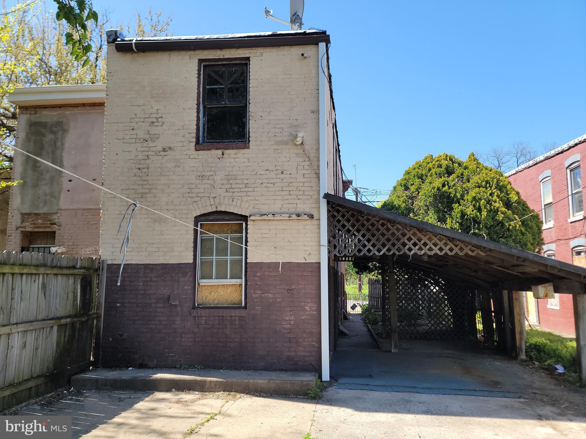 2029 Annapolis Road Baltimore, MD 21230 - Photo 2 of 14 Rear