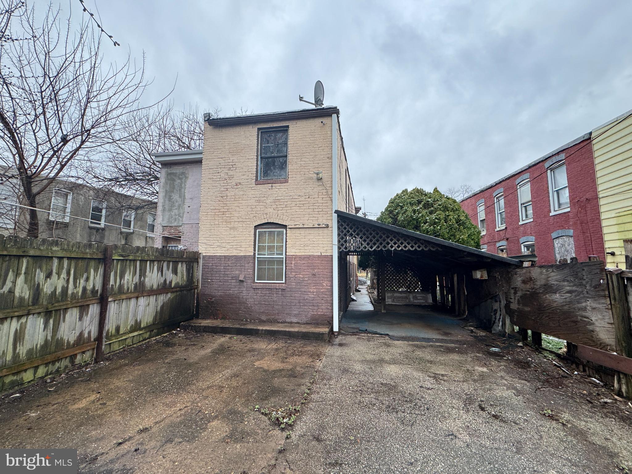 2029 Annapolis Road Baltimore, MD 21230 - Photo 5 of 14 Rear