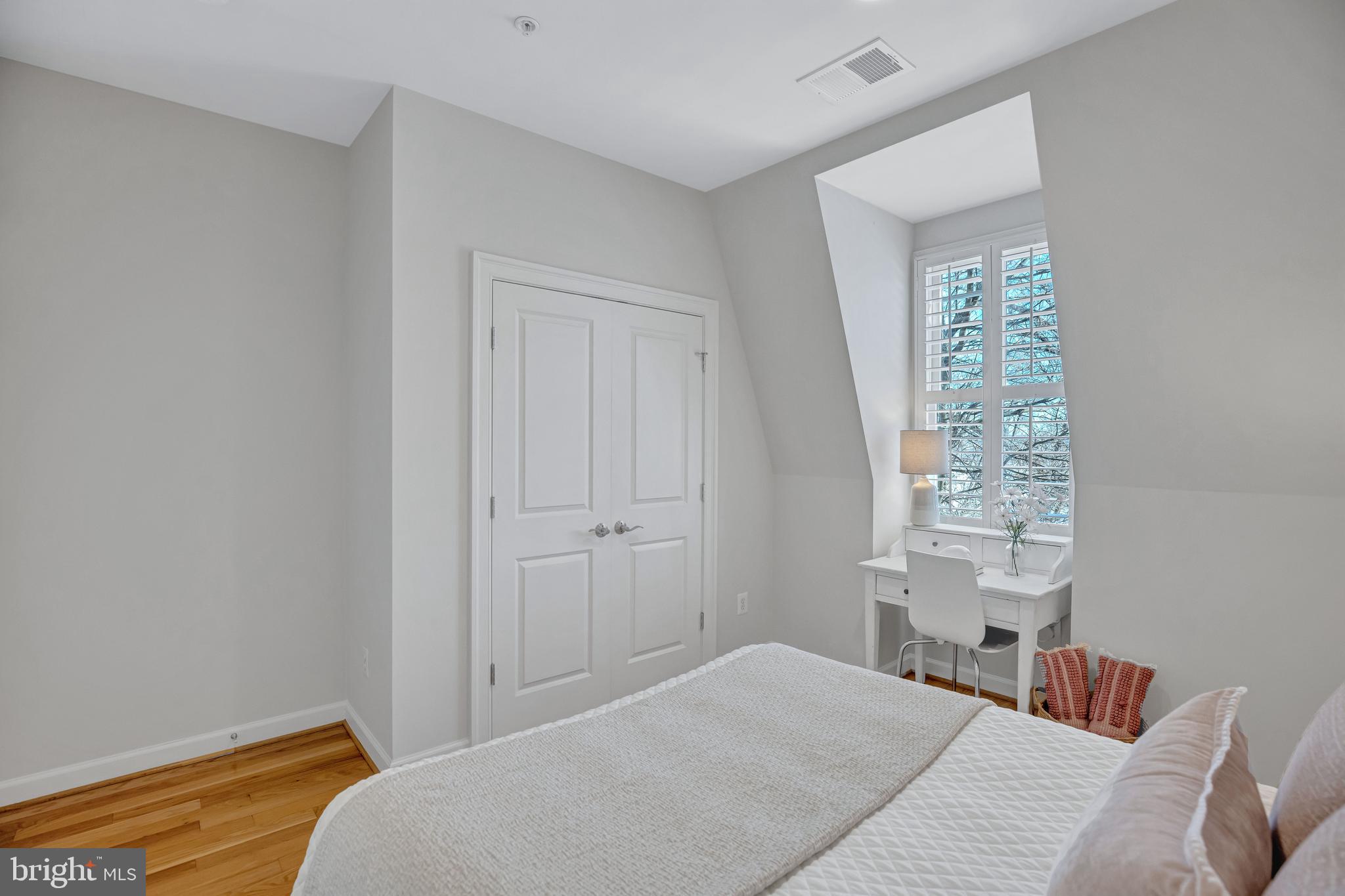 1820 Carpenter Road Alexandria, VA 22314 - Photo 43 of 80 Hardwood Floors Fourth Bedroom