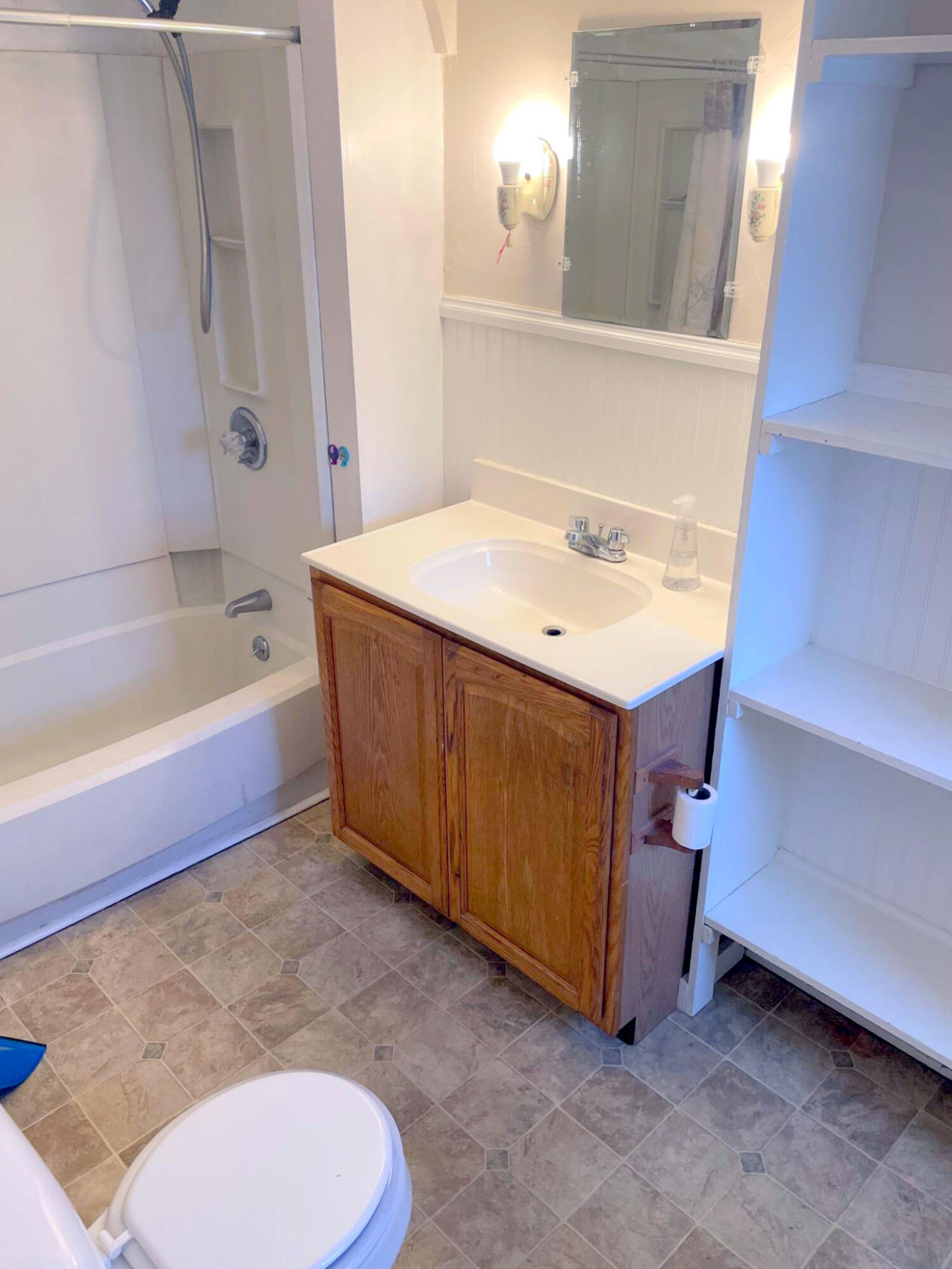 22 Pleasant Street Augusta, ME 04330 - Photo 10 of 20 Bathroom