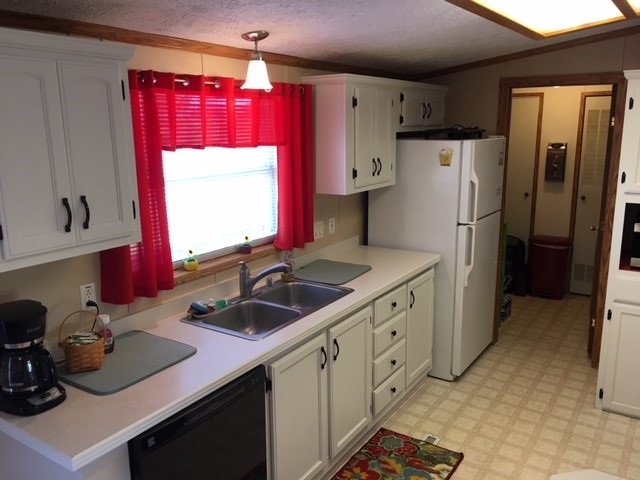 9150 South Voyles Road Pekin, IN 47165 - Photo 27 of 36 Gallery Image 27