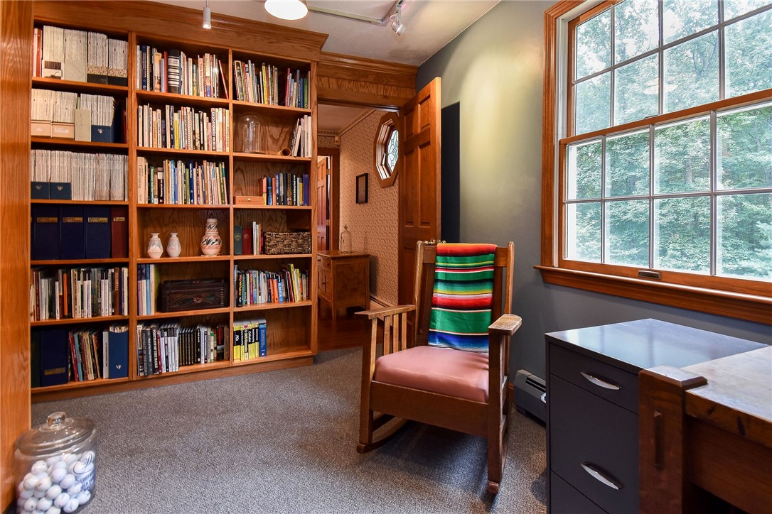405 Lapham Farm Road Burrillville, RI 02859 - Photo 29 of 50 Office / bedroom with built-ins