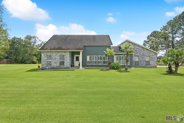 $525,000 | 10037 Ginger Pl Drive, Baton Rouge, LA 70817