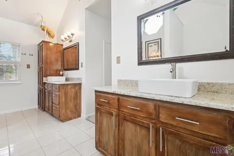 $525,000 | 10037 Ginger Pl Drive, Baton Rouge, LA 70817