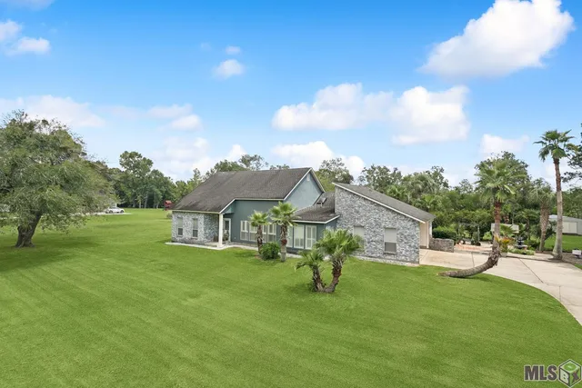 $525,000 | 10037 Ginger Pl Drive, Baton Rouge, LA 70817