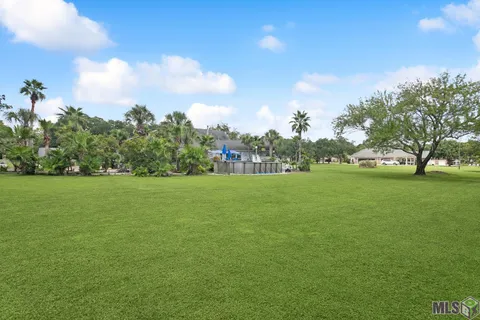 $525,000 | 10037 Ginger Pl Drive, Baton Rouge, LA 70817