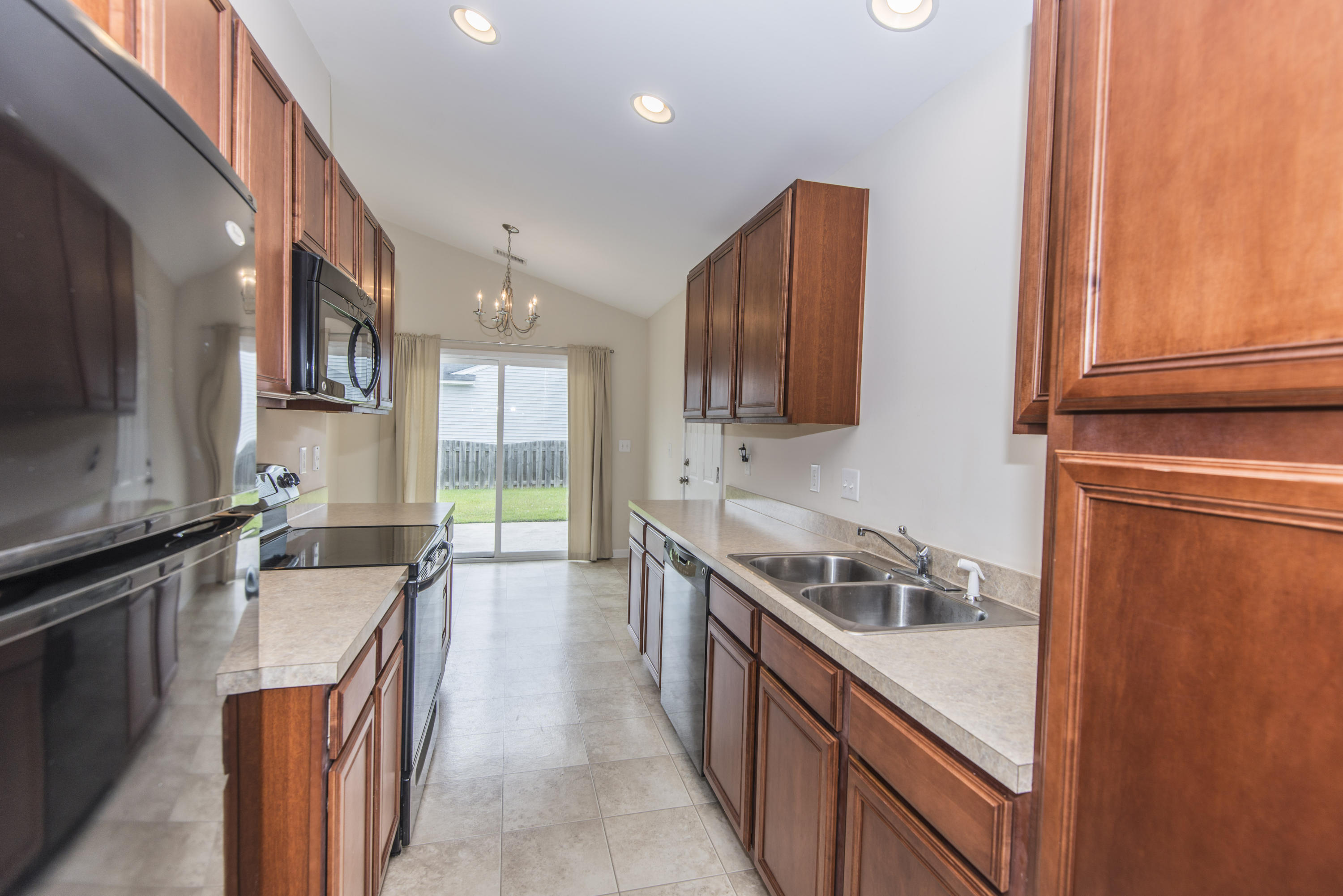272 Island Green Road Goose Creek, SC 29445 - Photo 13 of 34 _DSC8329