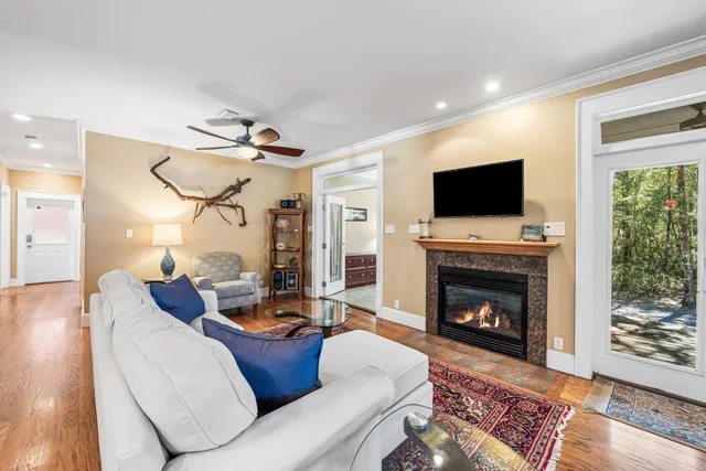 $799,500 | 556 Little Canal Drive, Santa Rosa Beach, FL 32459