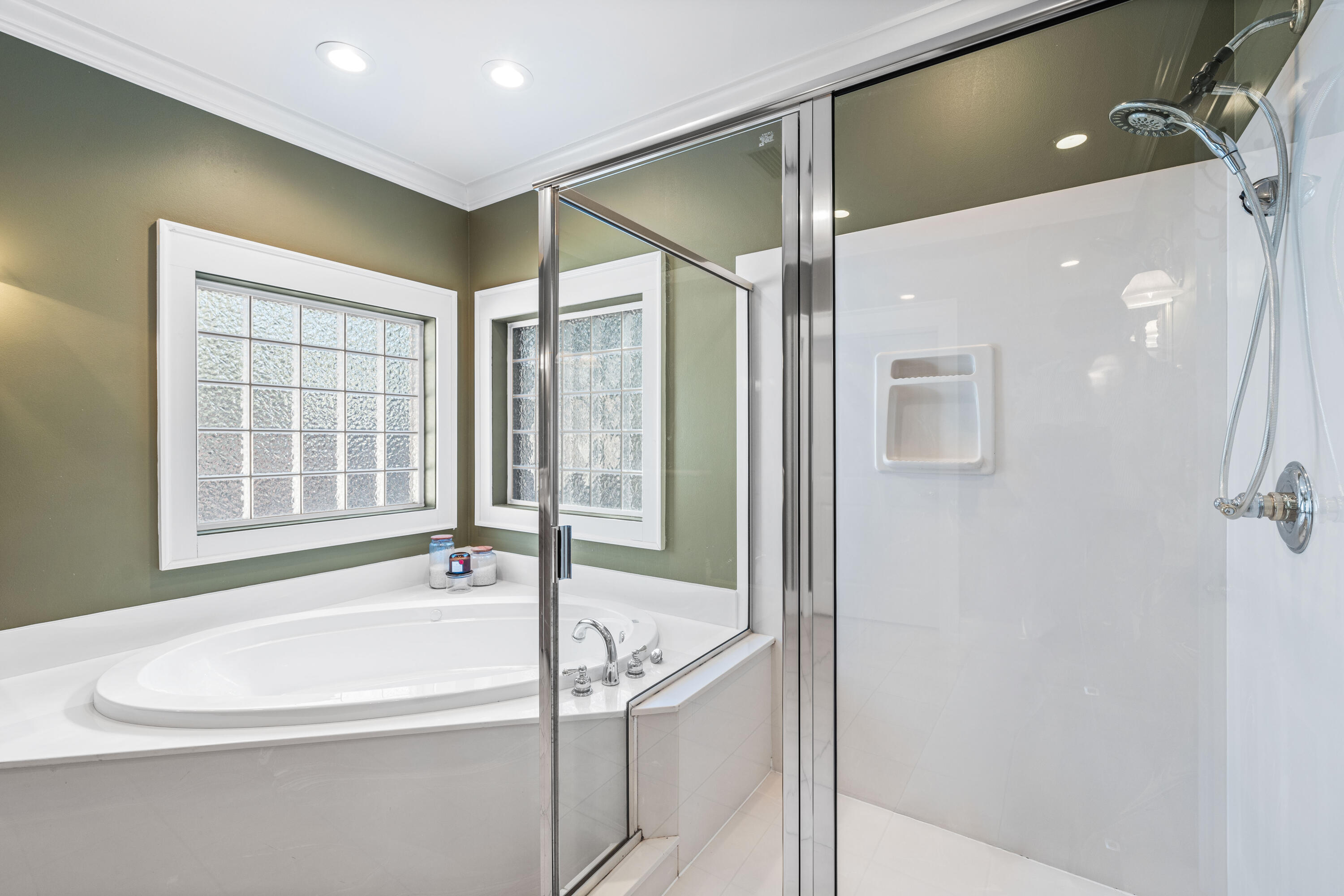 556 Little Canal Drive Santa Rosa Beach, FL 32459 - Photo 39 of 60 a bathroom with a tub and a shower