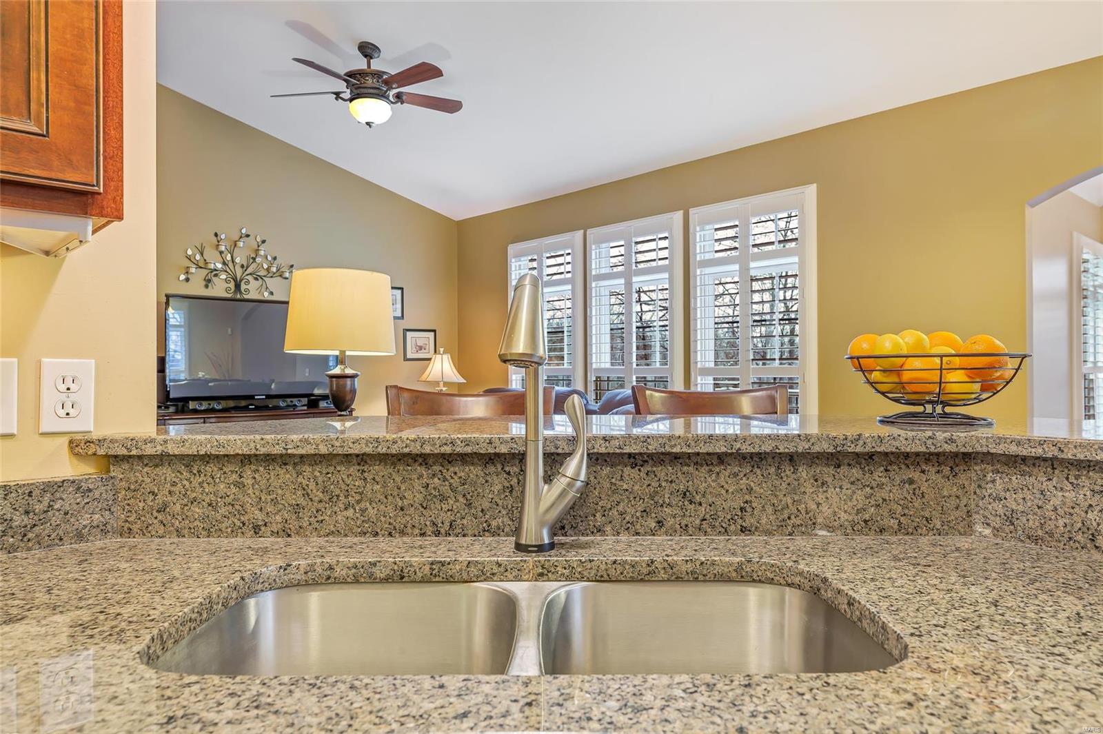 932 Ridgepointe Pl Circle Lake St. Louis, MO 63367 - Photo 17 of 60