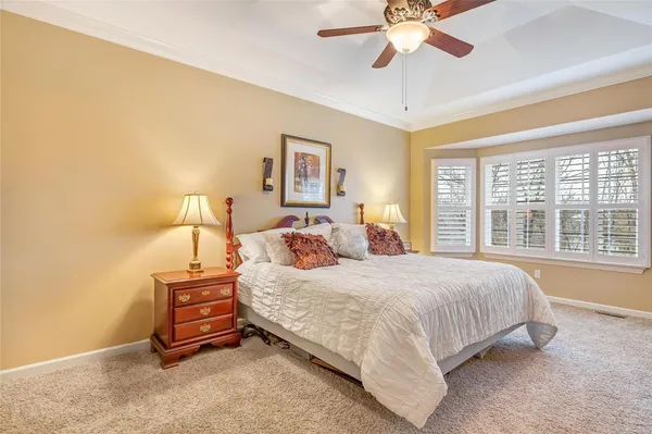 $475,000 | 932 Ridgepointe Pl Circle, Lake St. Louis, MO 63367
