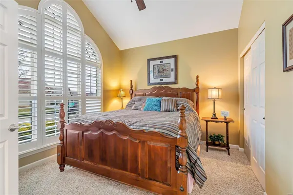 $475,000 | 932 Ridgepointe Pl Circle, Lake St. Louis, MO 63367