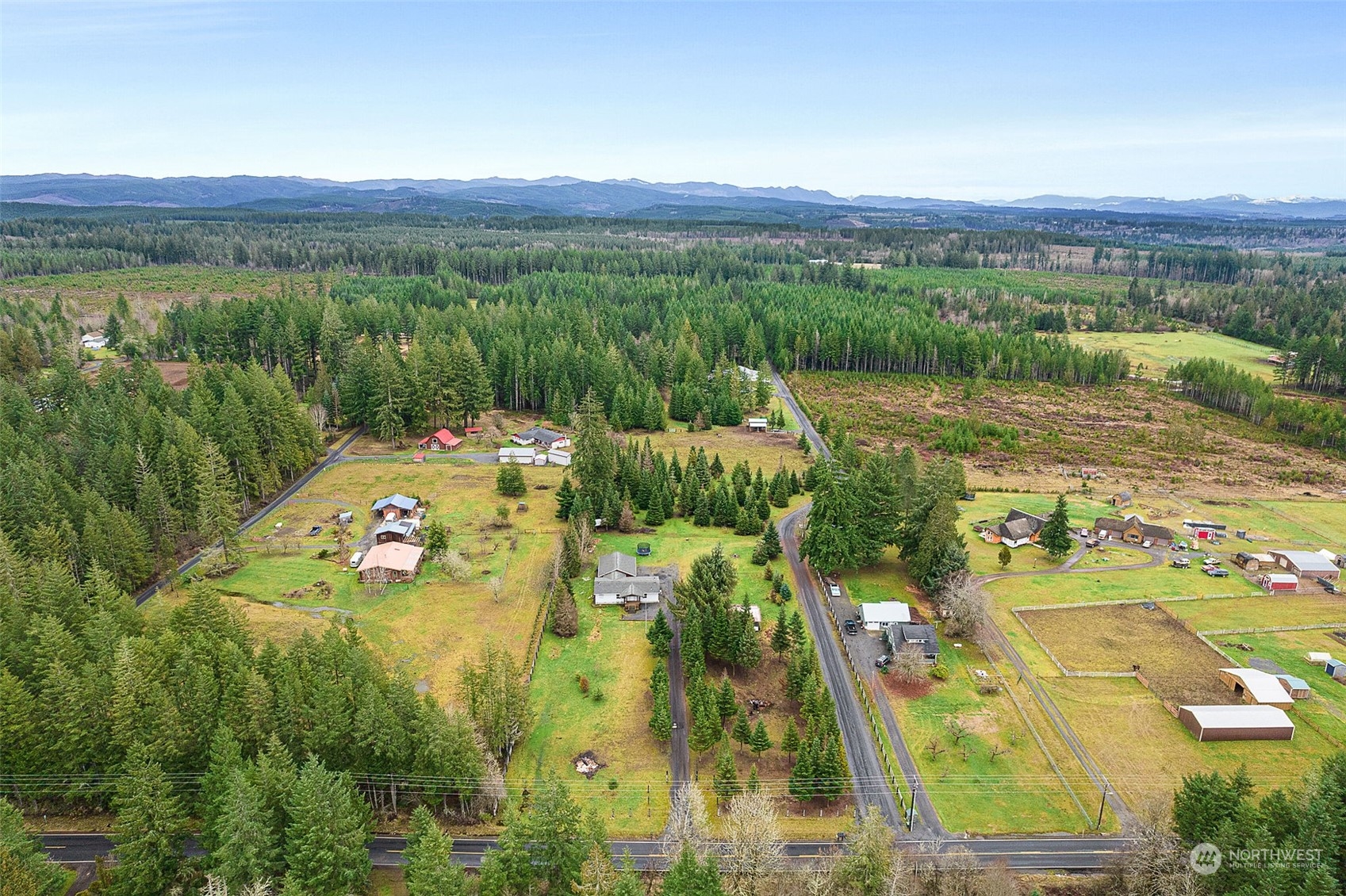 888 Logan Hill Road Chehalis, WA 98532 - Photo 34 of 35 a view of a city