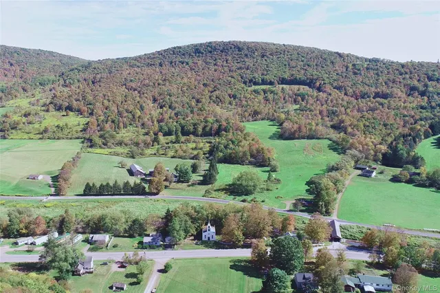 $48,000 | 47202 Highway 10, Delhi, NY 13753