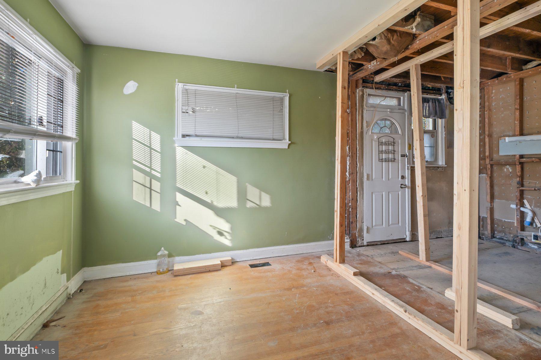 5511 Blair Road Northeast Washington, DC 20011 - Photo 5 of 22 Gallery Image 5
