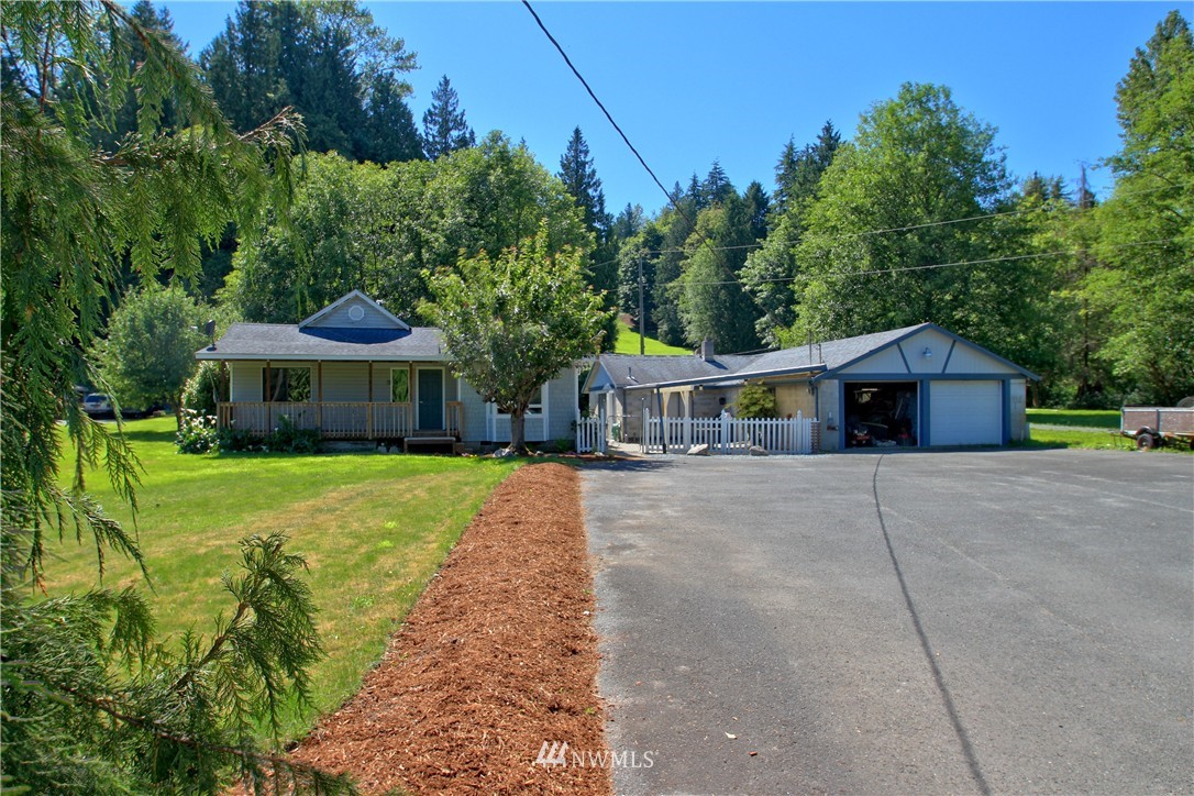 506 West Davies Loop Road Lake Stevens, WA 98258 - Photo 1 of 15