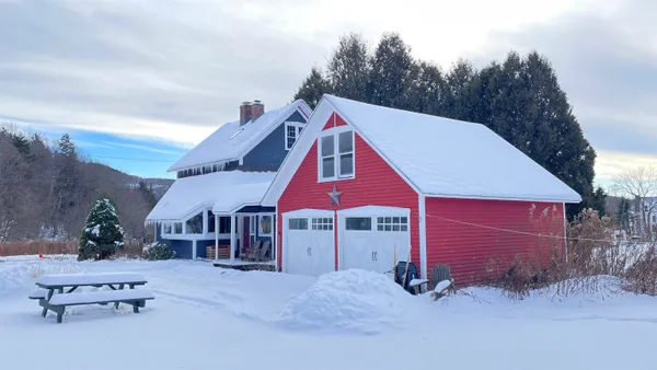 $399,000 | 281 Old County Lane, Readsboro, VT 05350