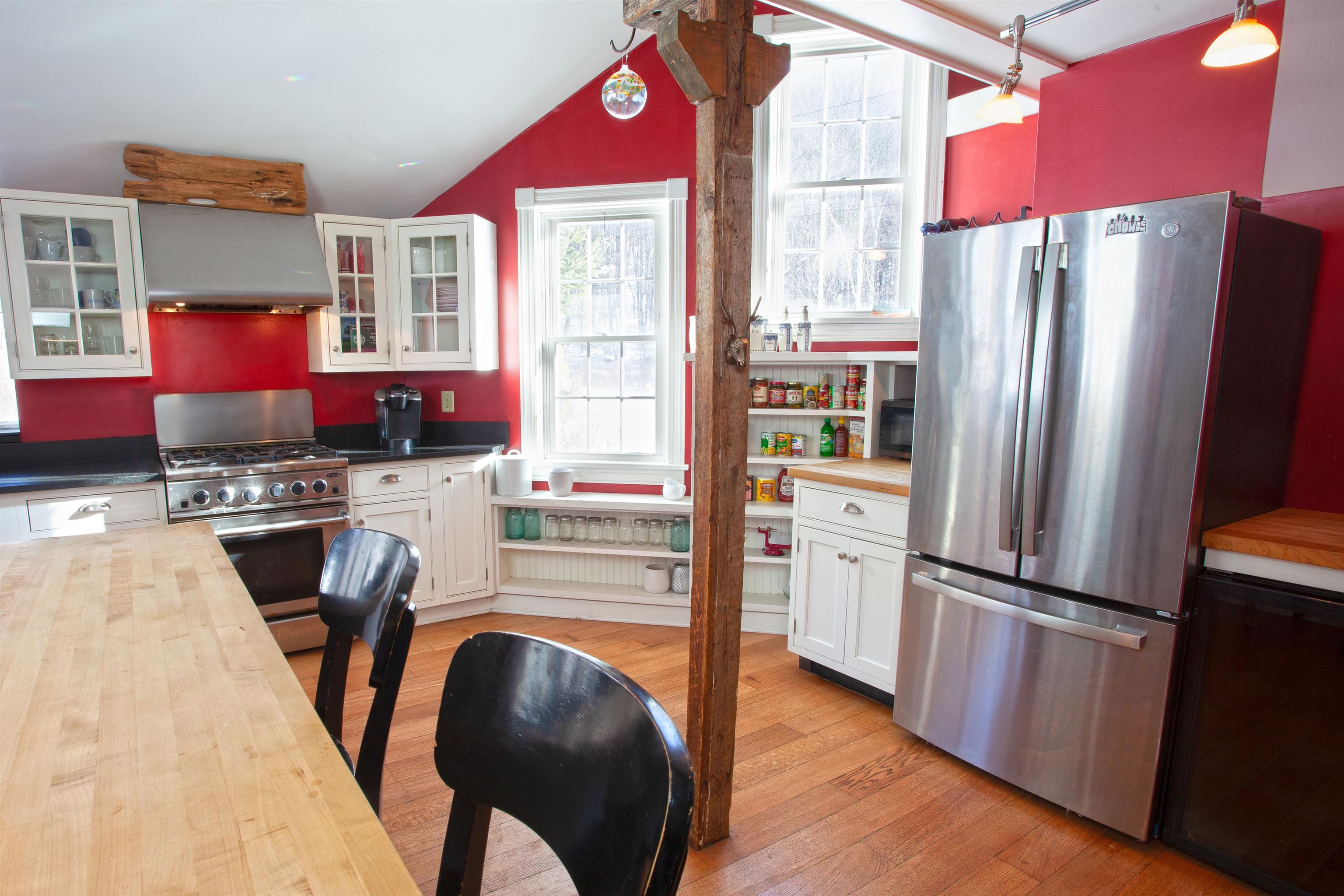 281 Old County Lane Readsboro, VT 05350 - Photo 14 of 44