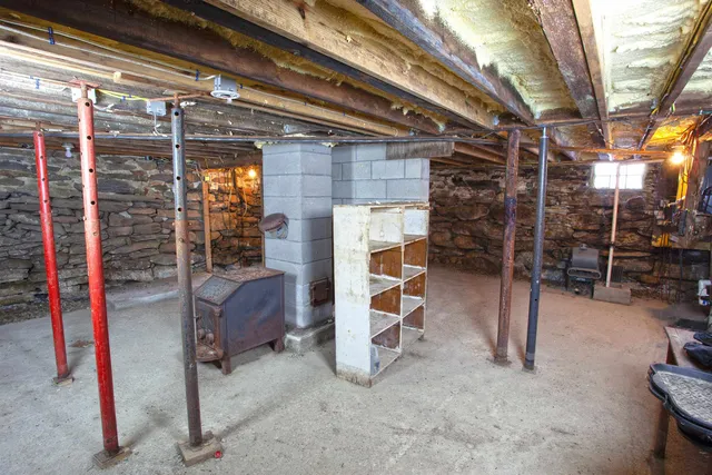 $415,000 | 281 Old County Lane, Readsboro, VT 05350