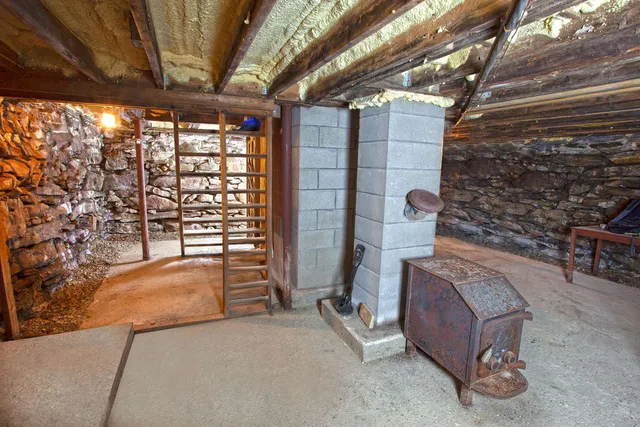 $415,000 | 281 Old County Lane, Readsboro, VT 05350