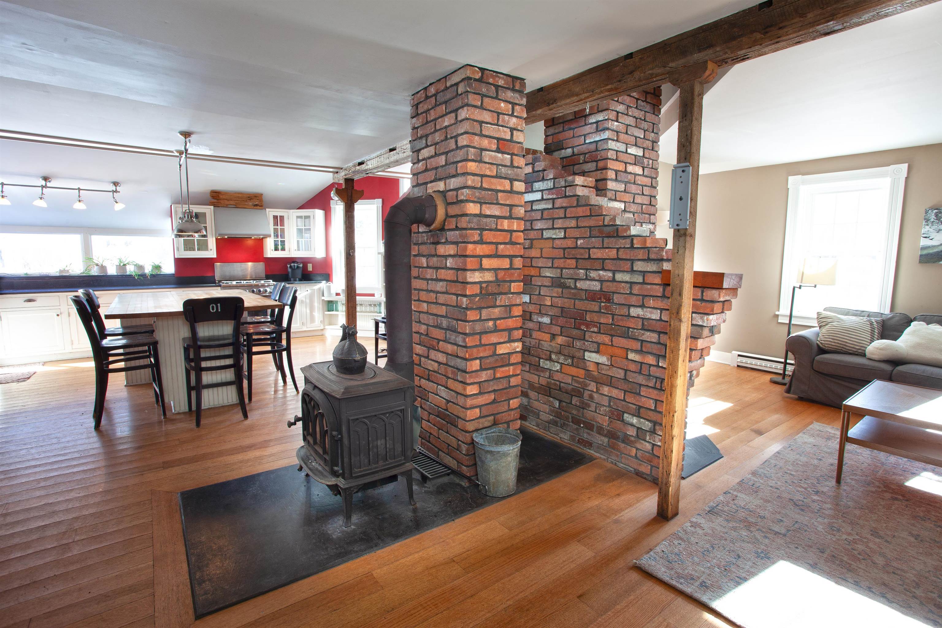 281 Old County Lane Readsboro, VT 05350 - Photo 7 of 44