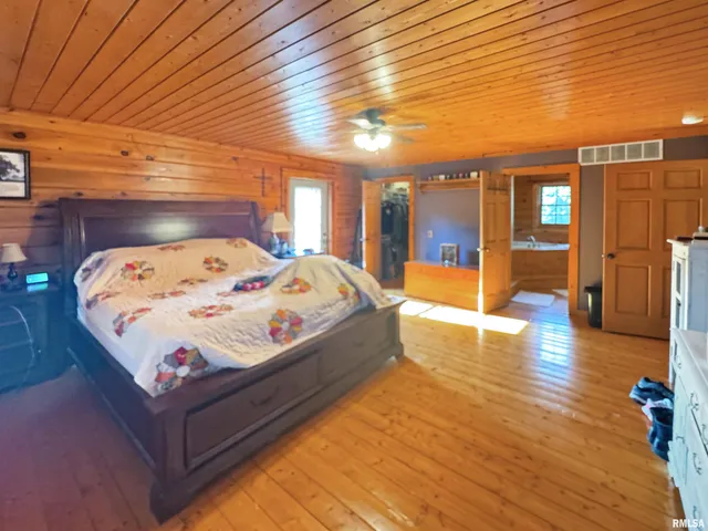 $339,500 | 931 County Road 1035, Mount Sterling, IL 62353