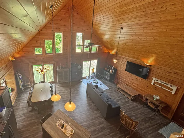 $339,500 | 931 County Road 1035, Mount Sterling, IL 62353