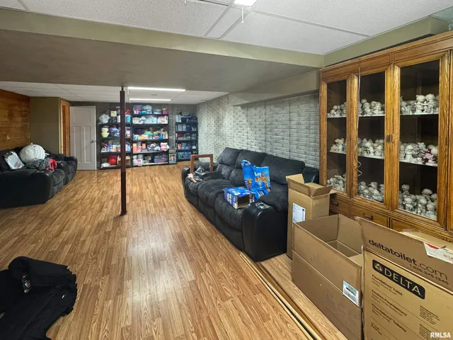 $339,500 | 931 County Road 1035, Mount Sterling, IL 62353