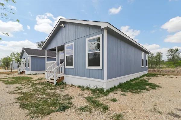 $1,600 | 1087 Schubert Lane, Unit D, Kyle, TX 78640