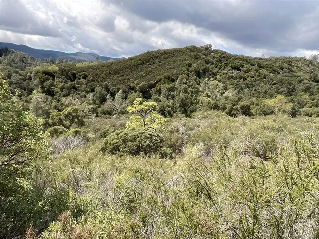 $365,000 | 76342 Bryson Hesperia Road, Bradley, CA 93426