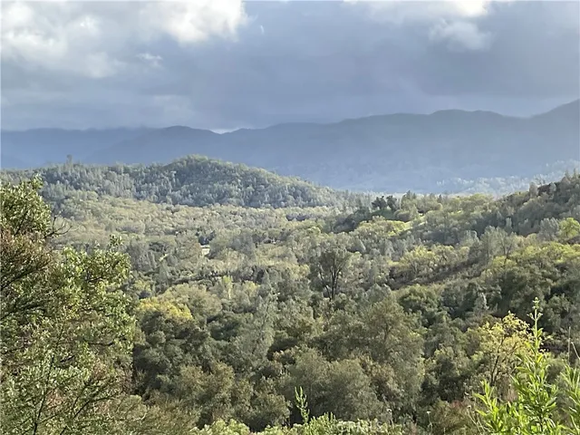 $365,000 | 76342 Bryson Hesperia Road, Bradley, CA 93426