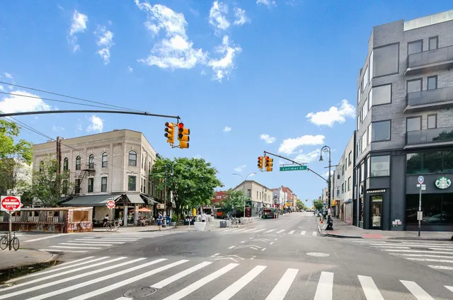 $7,300 | 540 Graham Avenue, Unit PH1 | Greenpoint