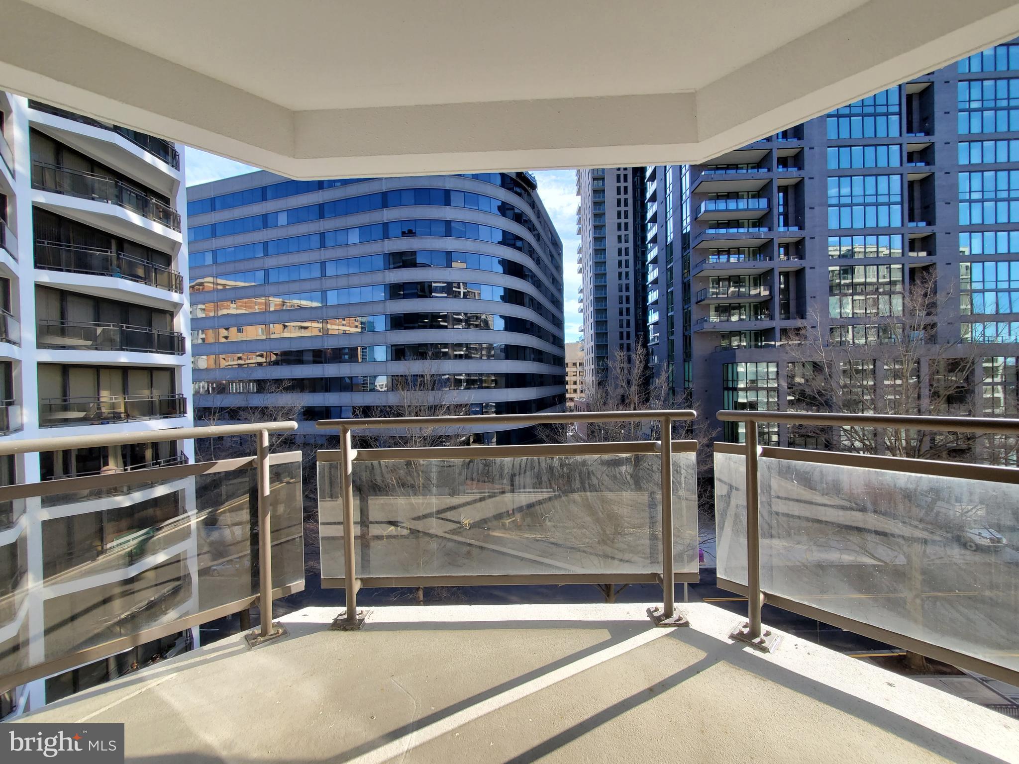1530 Key Boulevard, Unit 623 Arlington, VA 22209 - Photo 20 of 35 Large balcony