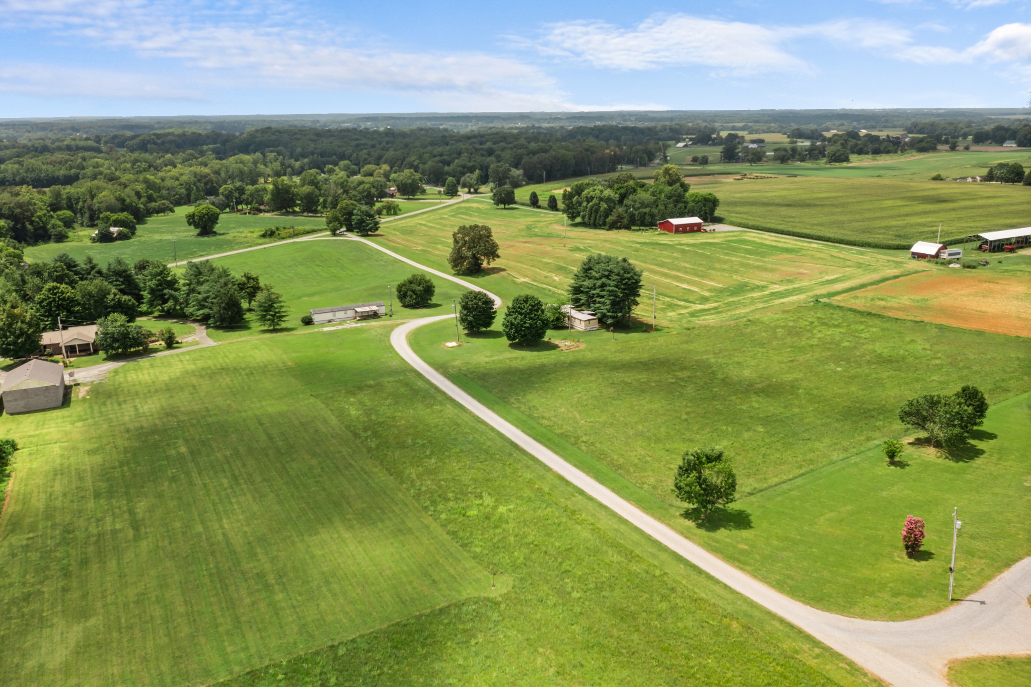 4534 Roy Cole Road Springfield, TN 37172 - Photo 7 of 16 a view of a city