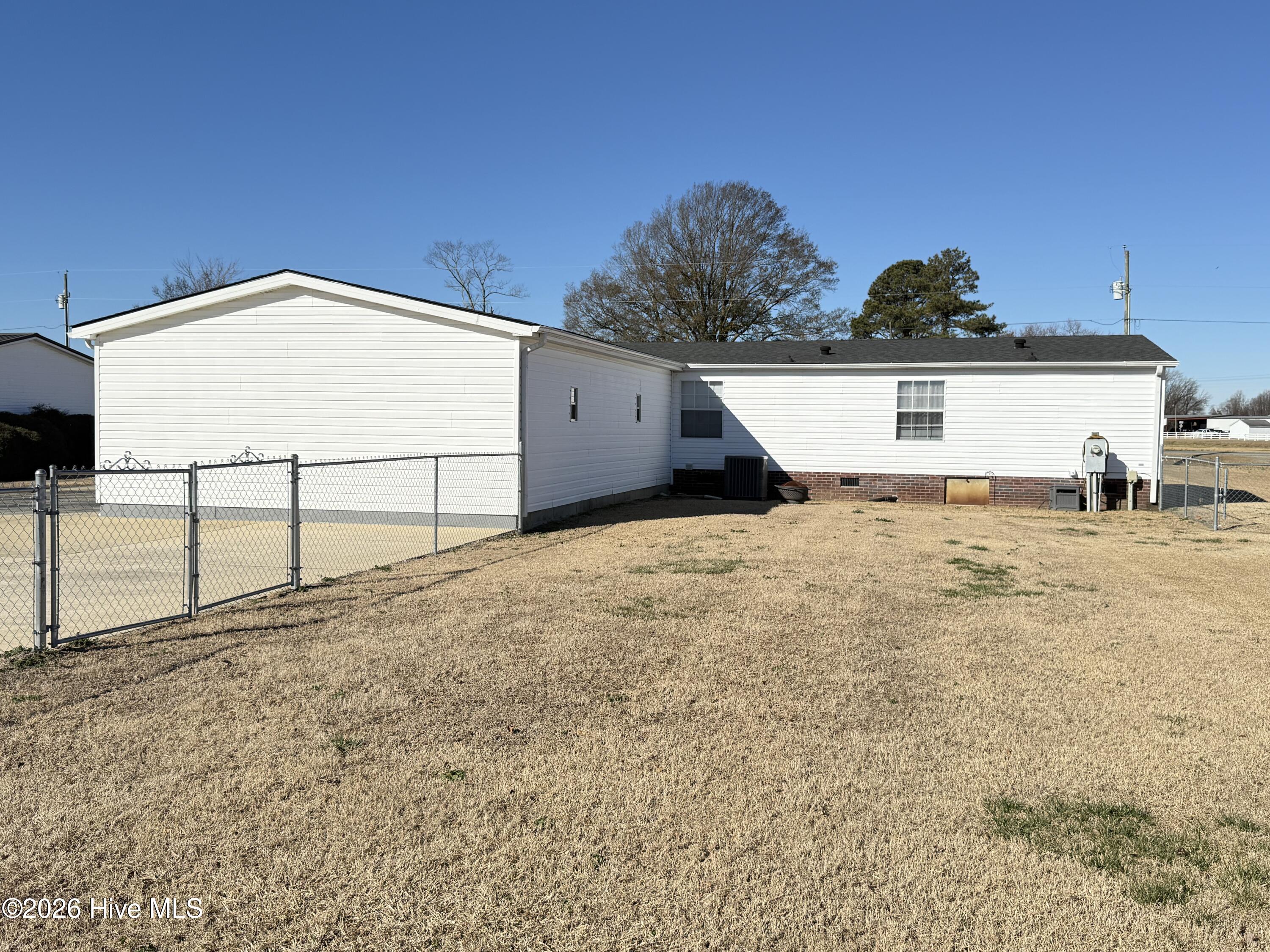 2468 Airport Road Northeast Fremont, NC 27830 - Photo 20 of 27 IMG_5855