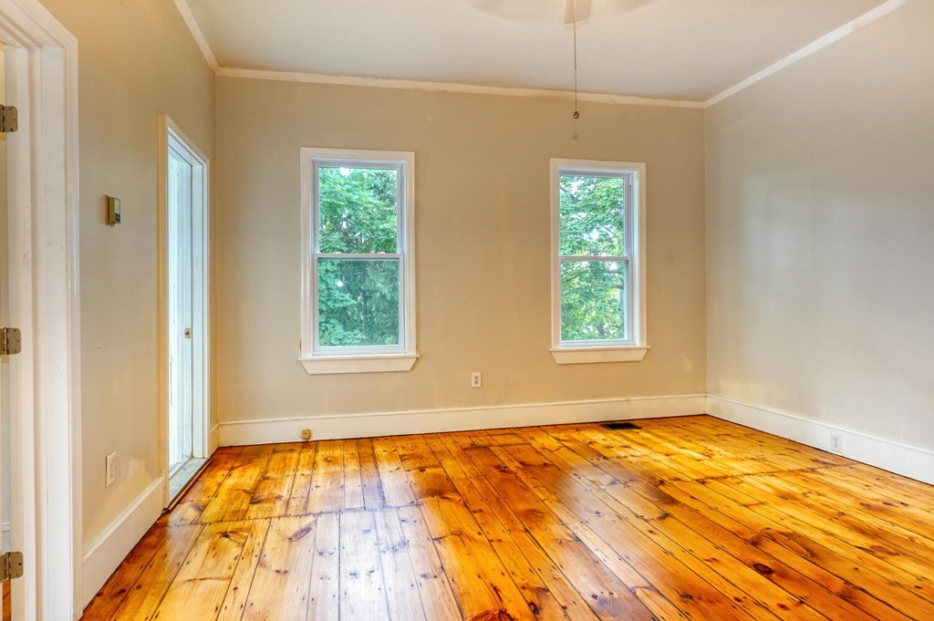 18 Prospect Street, Unit 1 Clinton, MA 01510 - Photo 6 of 14 Gallery Image 6